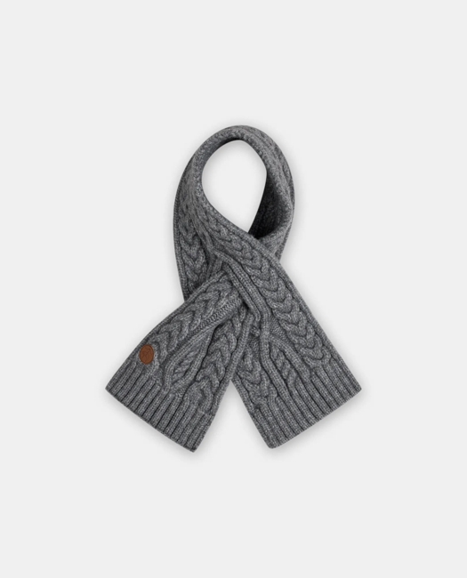 Cable Knit Keyhole Scarf