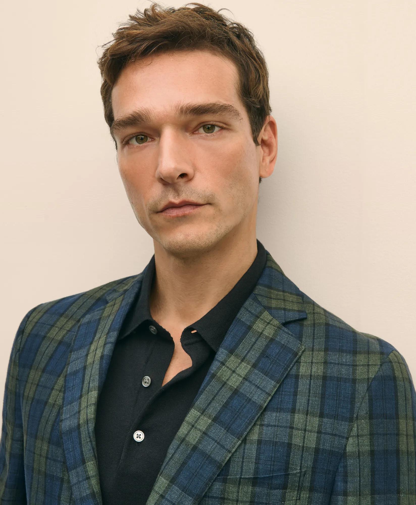 Classic Fit Linen Blazer in Black Watch Tartan