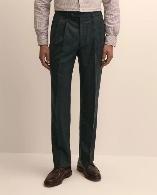 Fit Double-Pleated Dress Pants in Wool Flannel