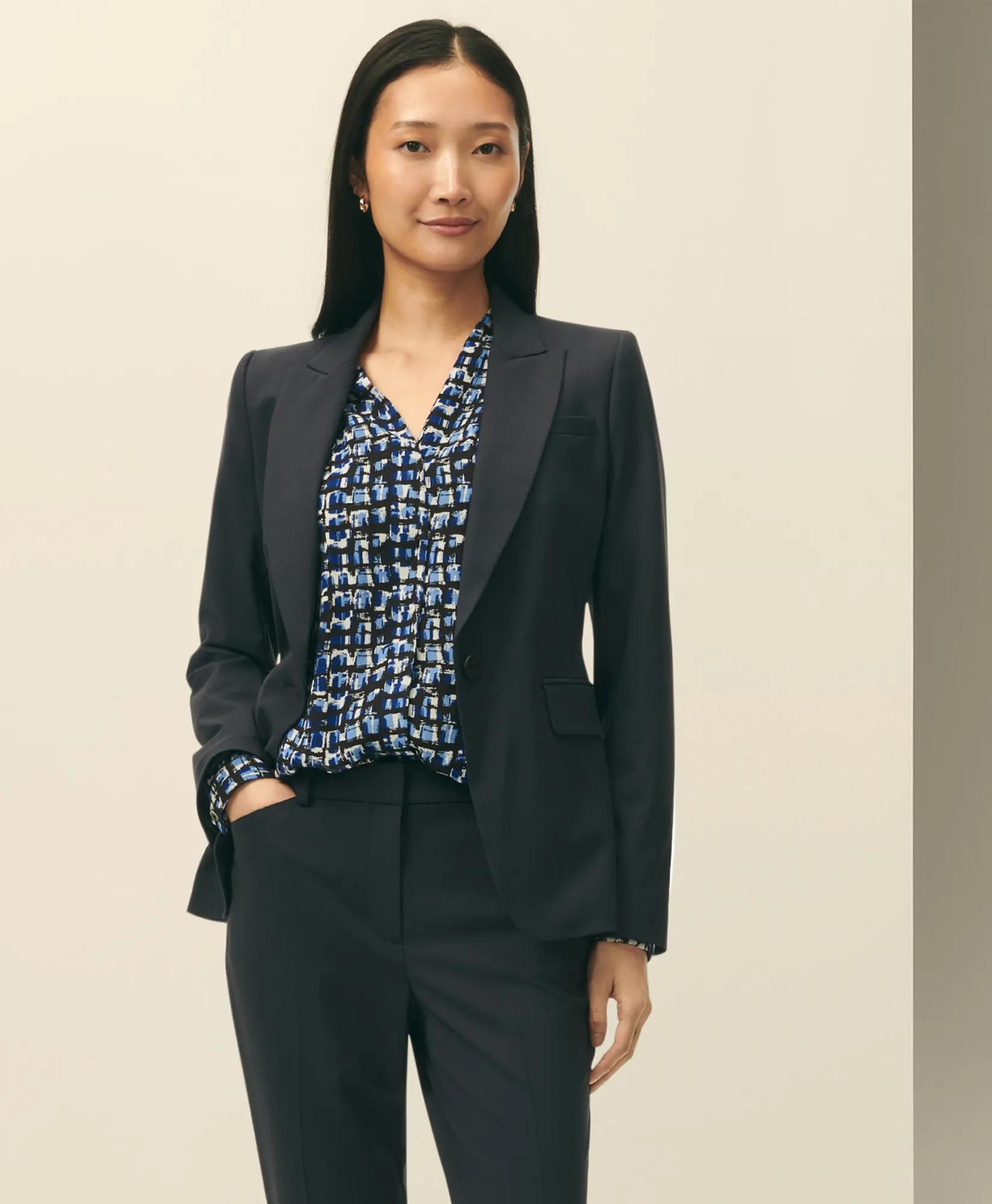 The Essentials Single-Breasted Peak Lapel in Wool Blend