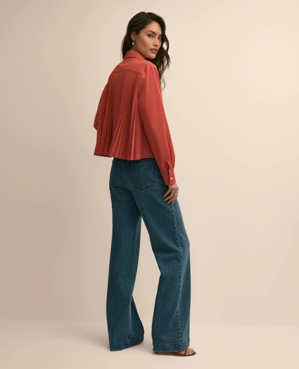 The Cropped Back-Pleat Shirt, image 3