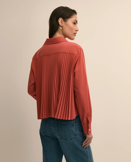 The Cropped Back-Pleat Shirt, image 4