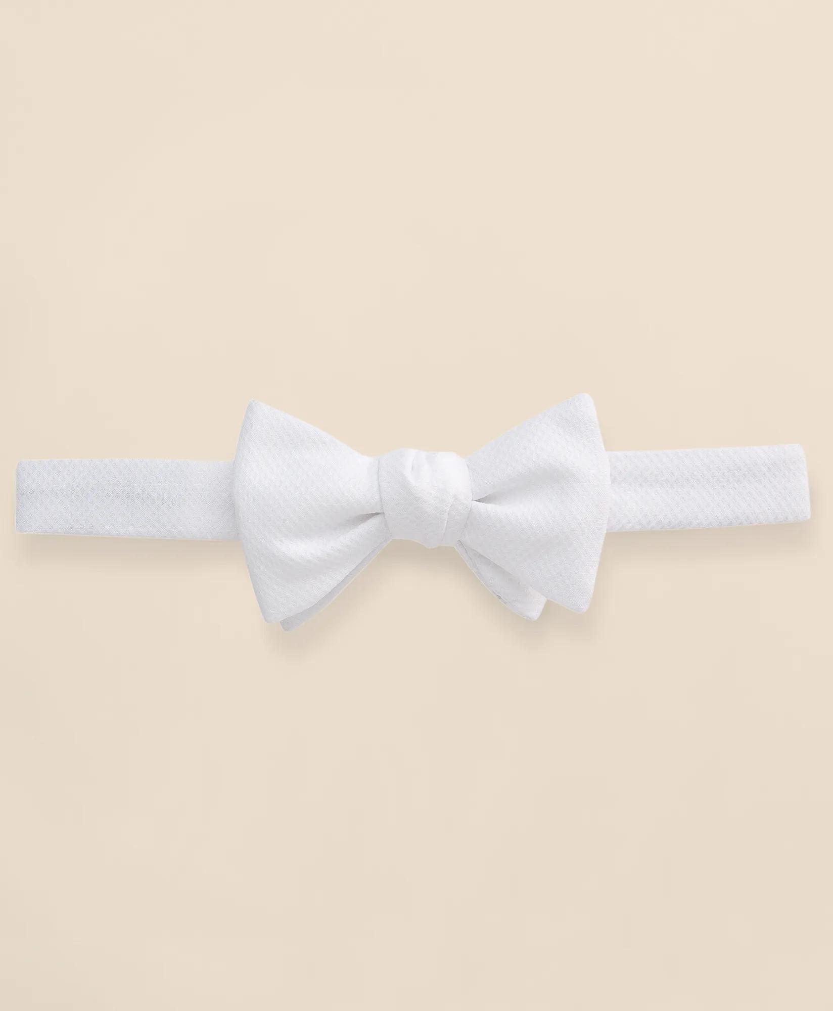 Formal Pique Pre-Tied Bow Tie, image 1
