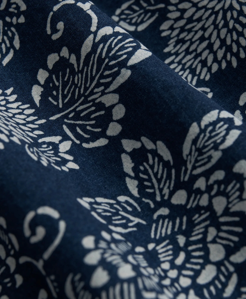 Signature Indigo Print Short Sleeve Sport Shirt in Indigo-Dyed Cotton, image 3
