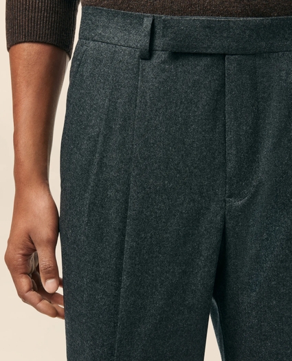 Classic Fit Double-Pleated Dress Pants in Wool Flannel, image 3
