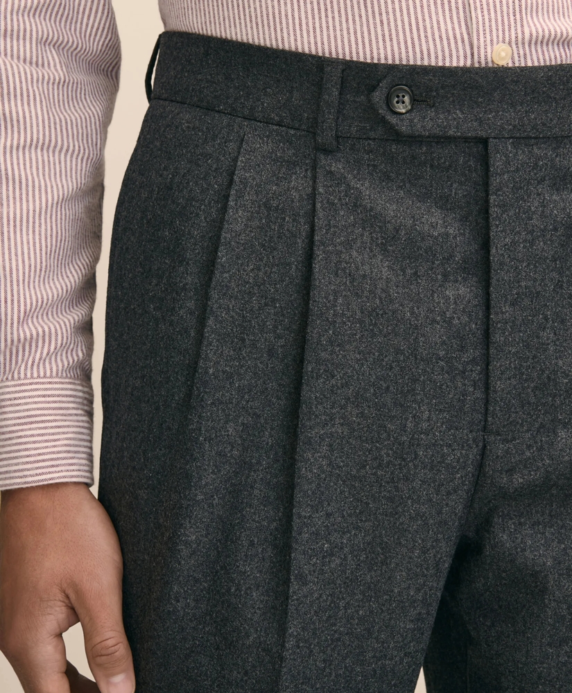 Classic Fit Double-Pleated Dress Pants in Wool Flannel, image 3