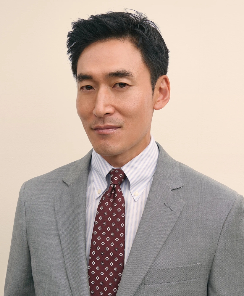 Traditional Fit  Wool Sharkskin 1818 Suit, image 4