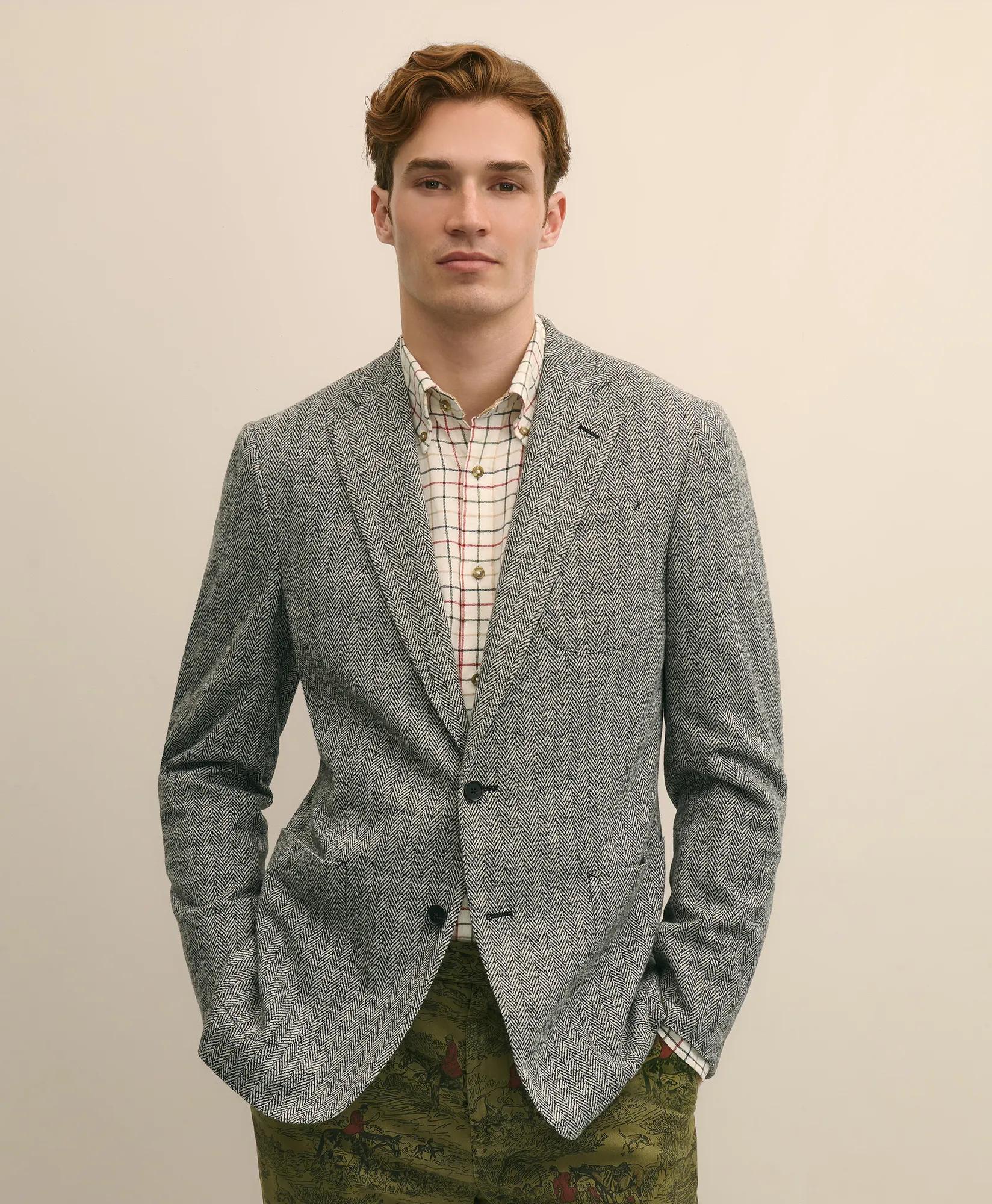 Classic Fit Herringbone Knit Sport Coat in Wool-Cotton primary