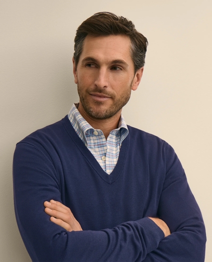 Supima&reg; Cotton V-Neck Sweater, image 3