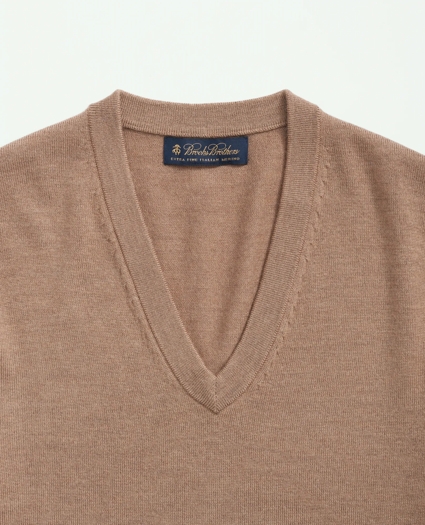 Ultimate Merino Wool V-Neck Sweater, image 2