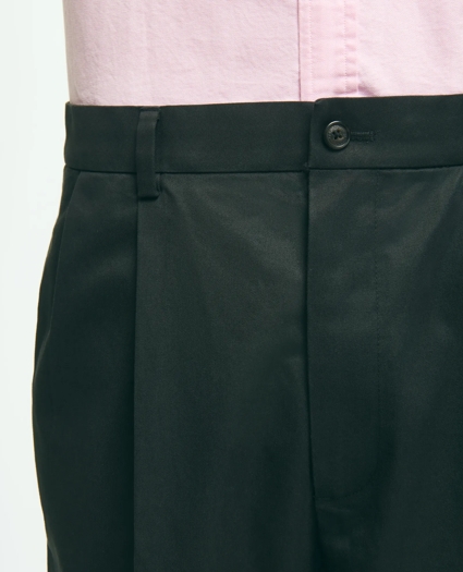 8" Pleat Front Stretch Advantage Chino® Shorts, image 4