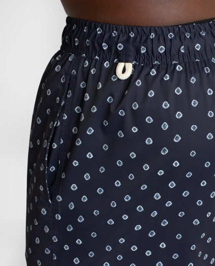 Montauk 6" Indigo Dot Swim Trunks, image 3