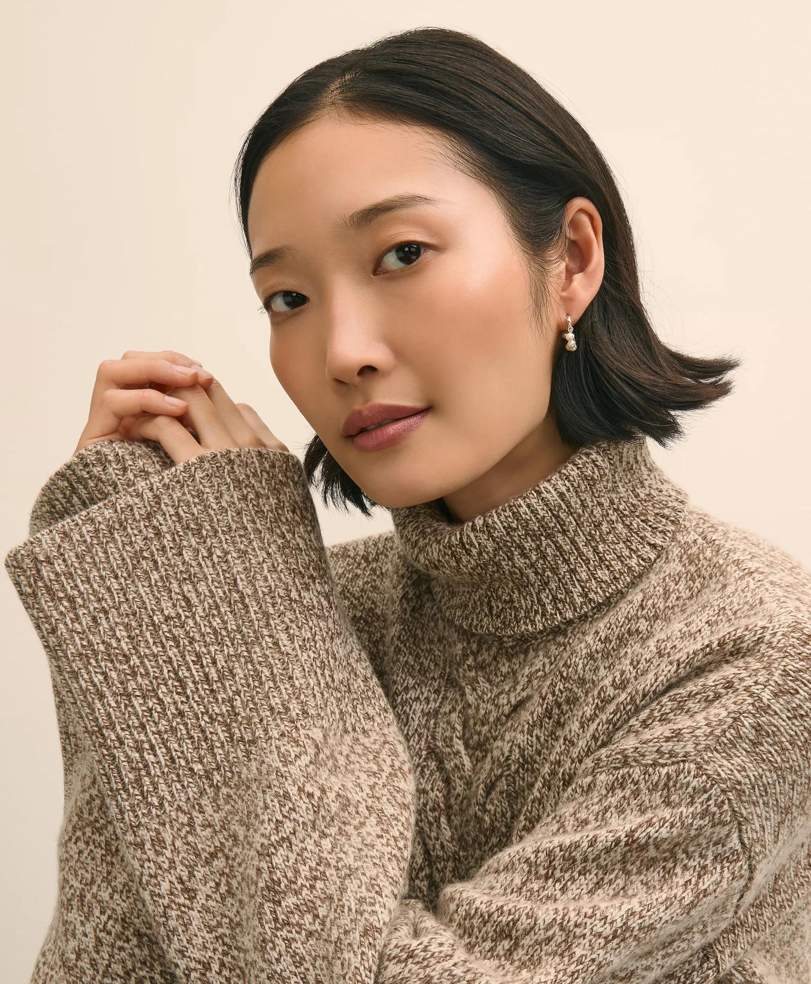 Gold-Toned Hoop Earrings with Drop Faux Pearls, image 2