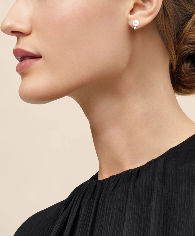 14k White Gold Pearl Stud Earrings, image 2