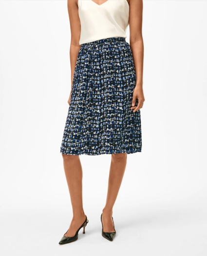 Signature Abstract Skirt in Pleated Chiffon, image 3