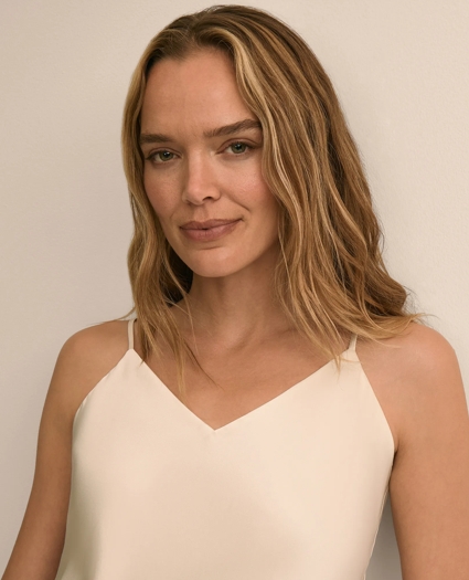 V-Neck Cami in Washable Silk Charmeuse, image 3