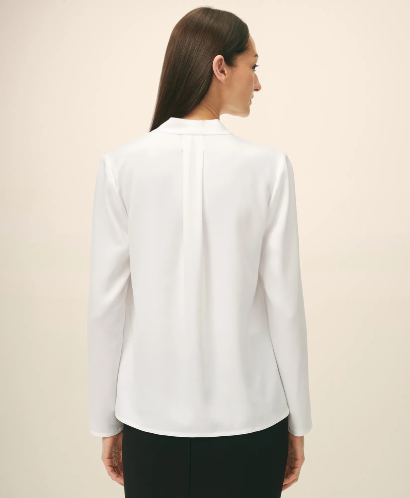 Concealed-Placket Blouse in Crepe, image 3