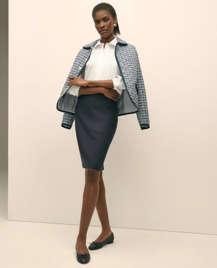 Fitted Non-Iron Supima® Cotton-Blend Scallop Detail Shirt, image 3