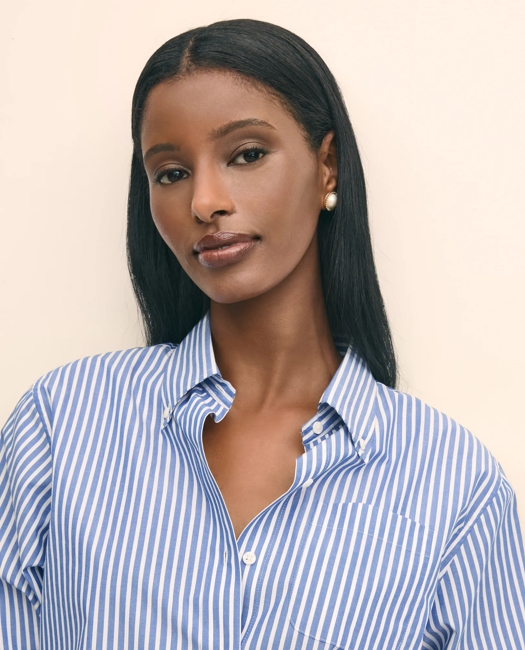 The Cropped Button-Down Shirt