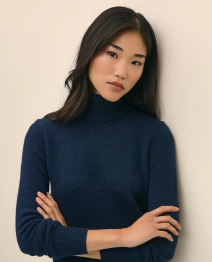 Cashmere Turtleneck, image 2