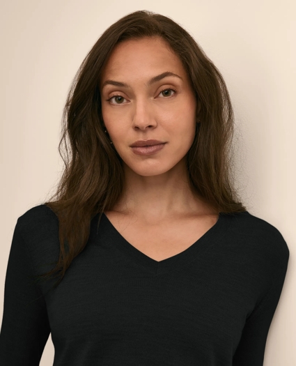 Ultimate Merino Wool V-Neck Sweater, image 3