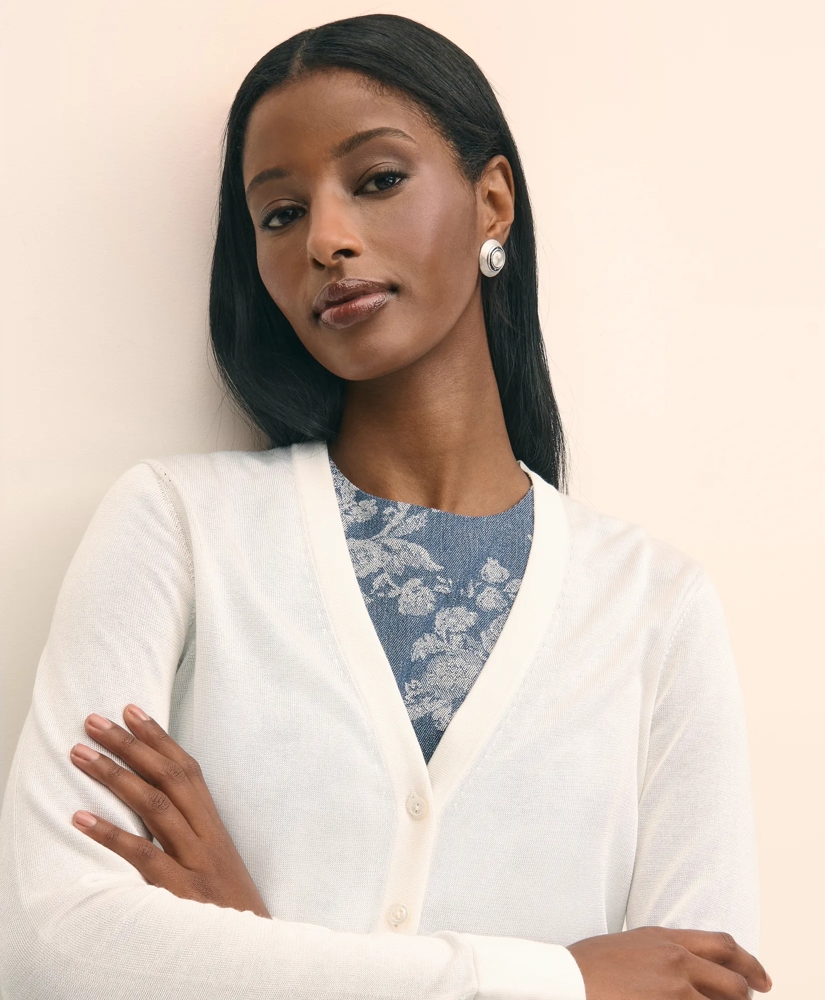 Cropped V-Neck Cardigan, image 3