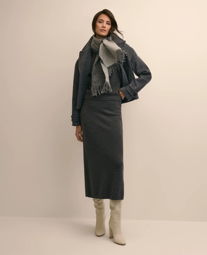Merino Wool Cropped Cable-Knit Sweater, image 3