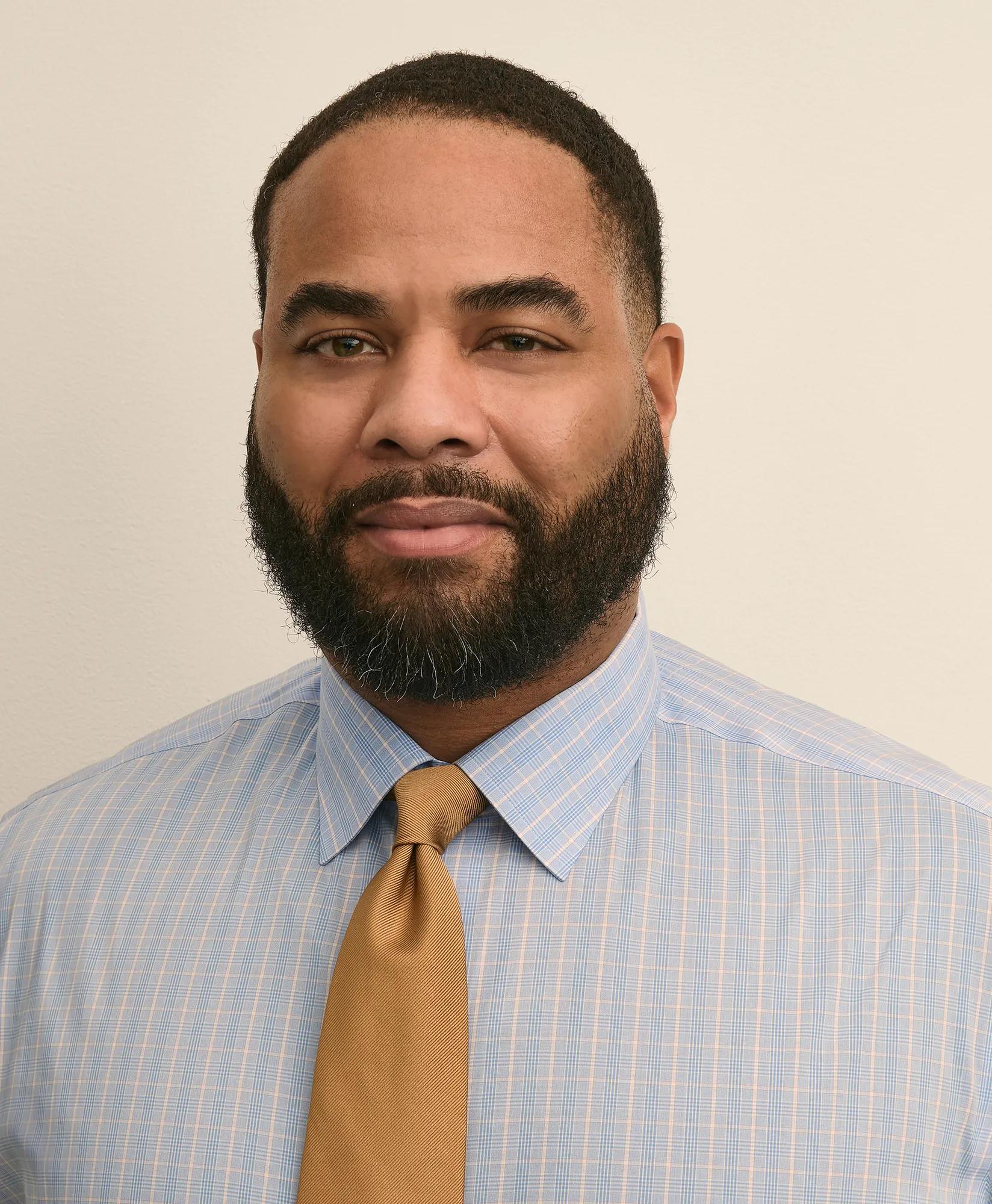 Brooks Brothers Explorer Collection Non-Iron Broadcloth Ainsley Collar, Glen Plaid Dress Shirt, image 2