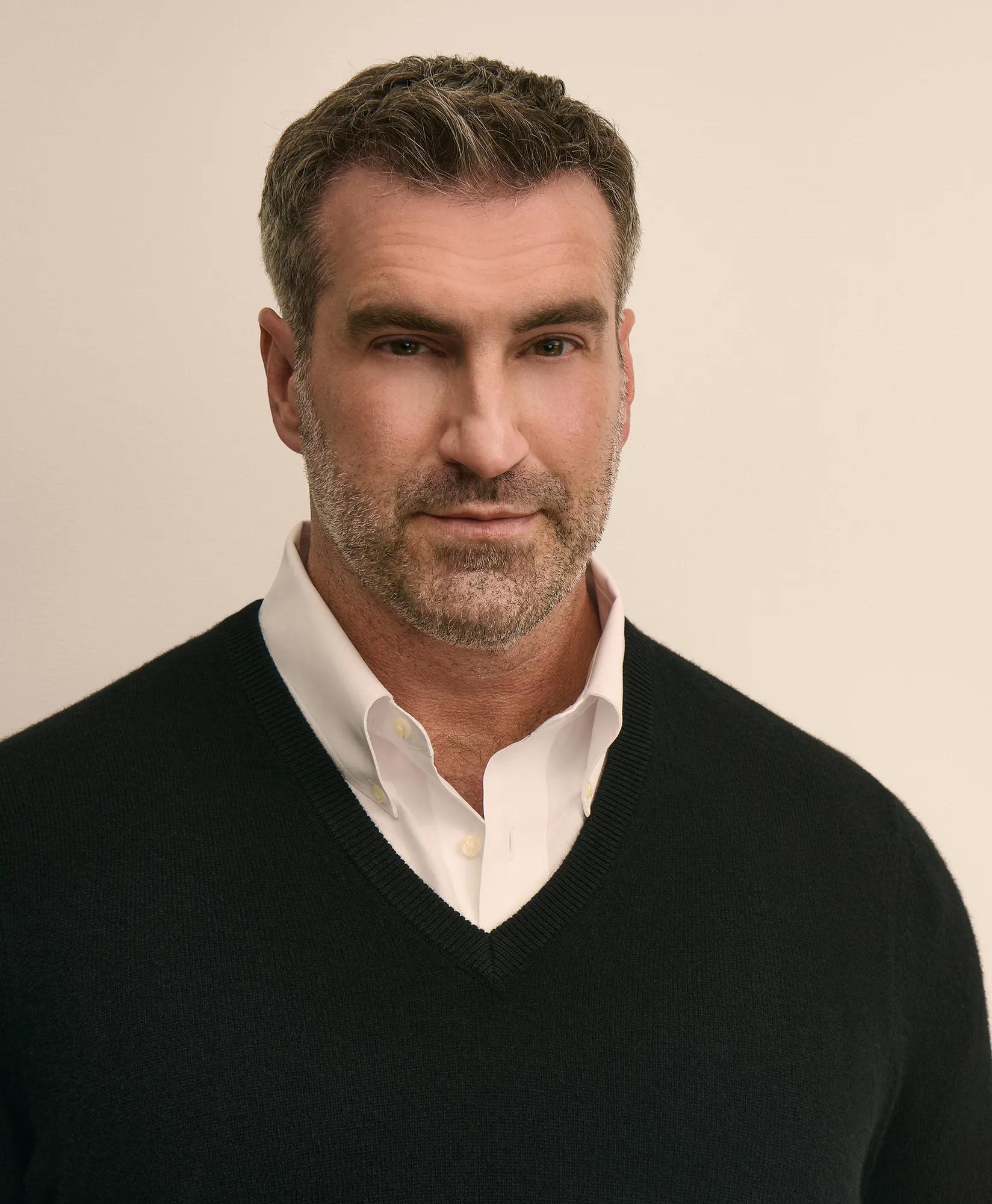 Big & Tall 3-Ply Cashmere V-Neck Sweater, image 2