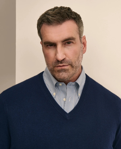 Big & Tall 3-Ply Cashmere V-Neck Sweater, image 2